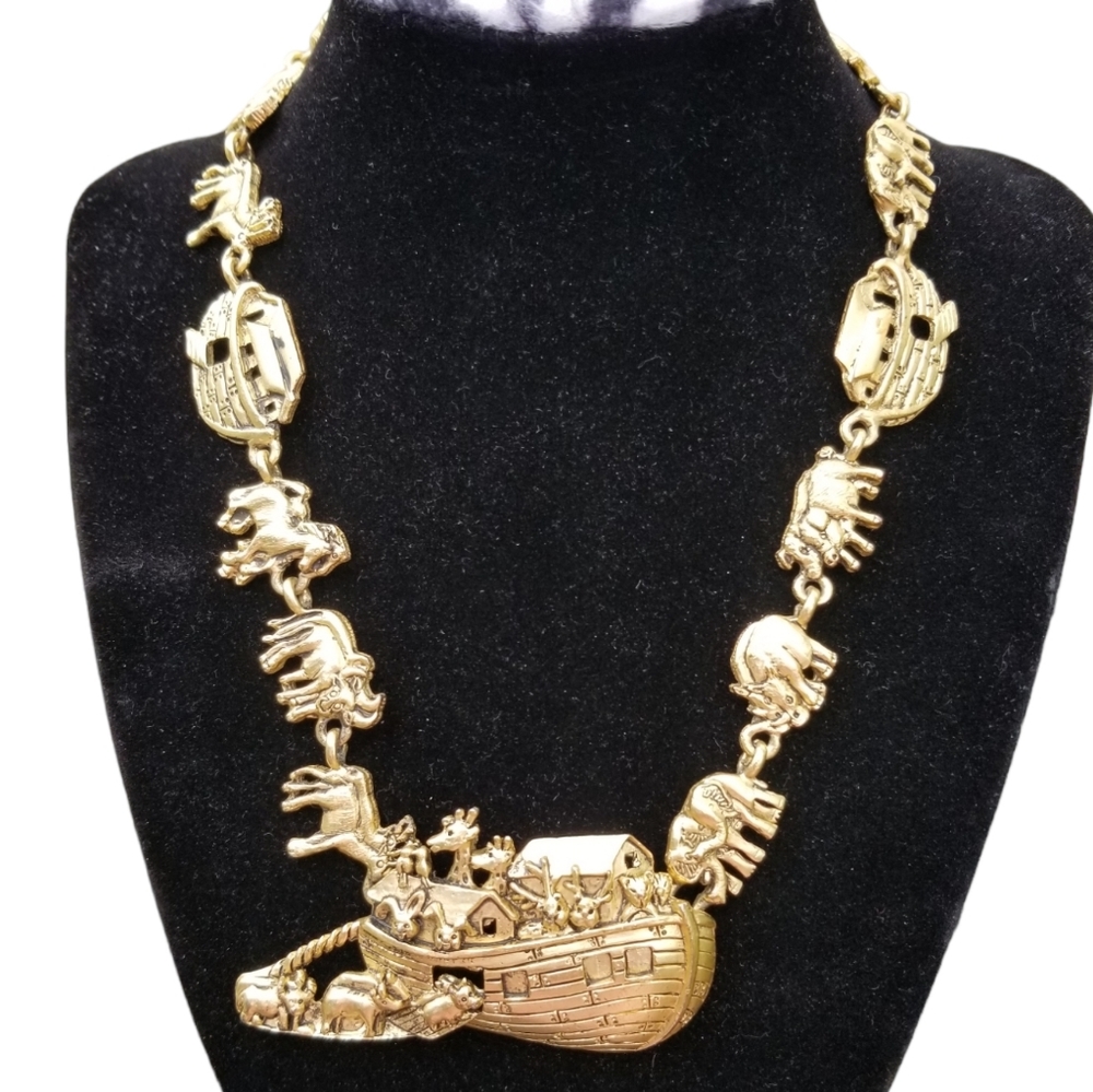 BERGDORF GOODMAN RARE 1995 NOAHS ARK GOLDPLATED STATEMENT NECKLACE
